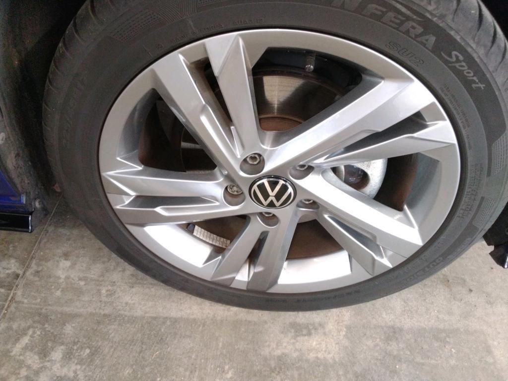 Volkswagen Golf Variant R-Line 1.5 TSI Klima*PDC*RFK*SH