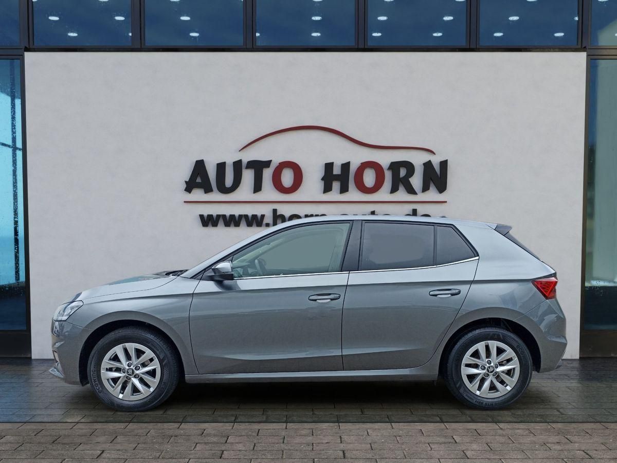 Skoda Fabia 1.0 TSI*Klima*Smartlink*LED*Alu*Einpark*AP imagem 3