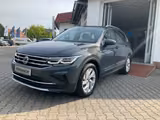 Volkswagen Tiguan 1.5 TSI Elegance Matrix NAVI ALU - Volkswagen Tiguan: Elegance