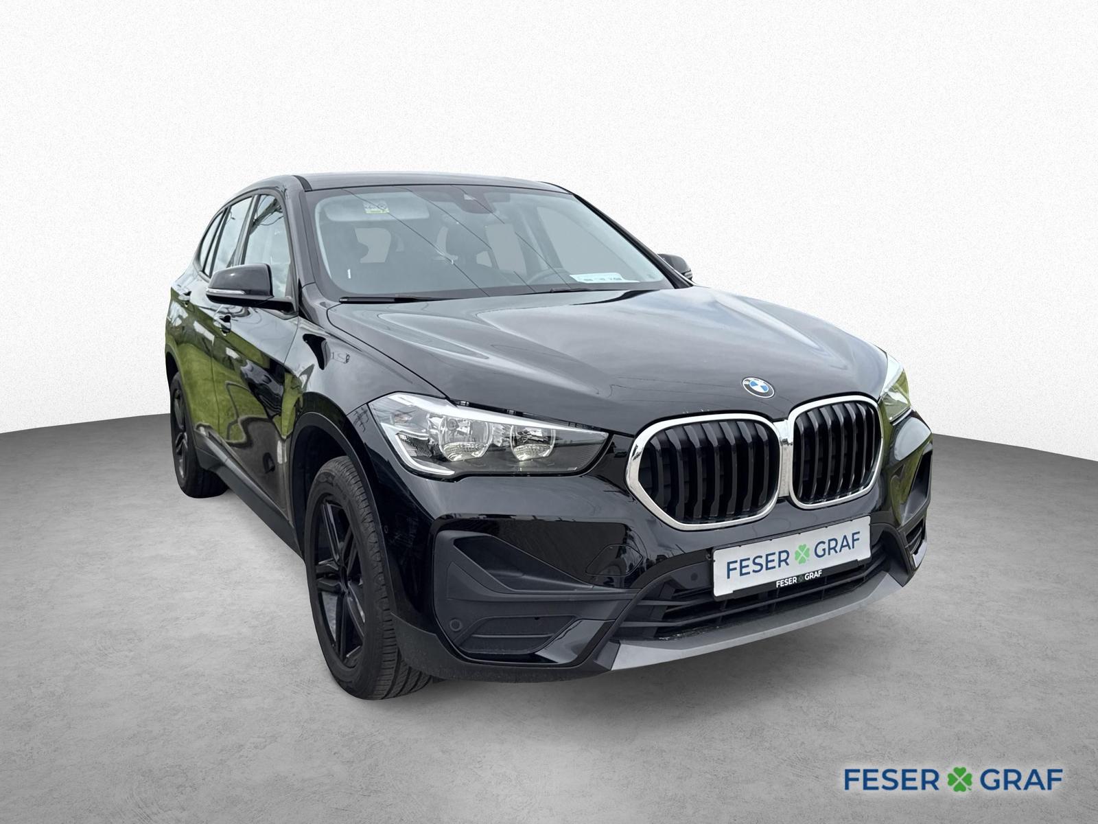 BMW X1 sDrive20i Advantage - NAVI - AHK -