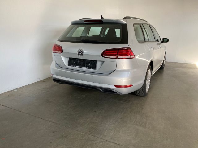 Golf VII Variant Trendline 1.6 TDI AHK+NAVI+SHZ