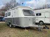 HYMER / ERIBA / HYMERCAR Touring 560 - Edition Urban Gewicht 1,4 t - HYMER / ERIBA Etagenbett Wohnwagen