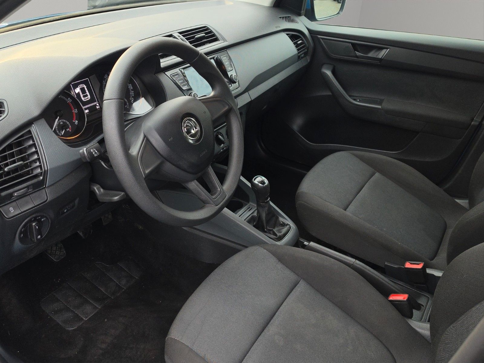 Fahrzeugabbildung SKODA Fabia Combi Cool Plus CarPlay