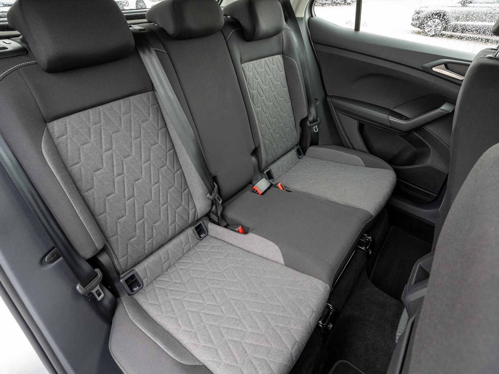 Volkswagen T-Cross - Bild 8