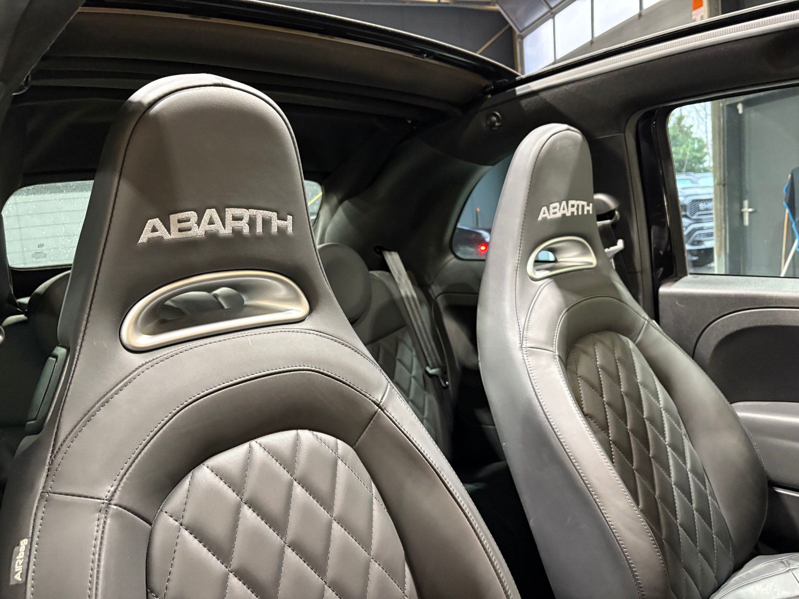 Fahrzeugabbildung Fiat ABARTH/595C/TURISMO/NAVI/APPLE-CAR/LED/PDC