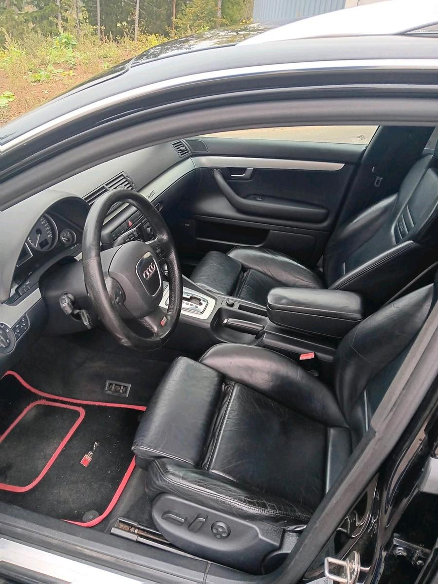 Audi S4 2005 — photo 13