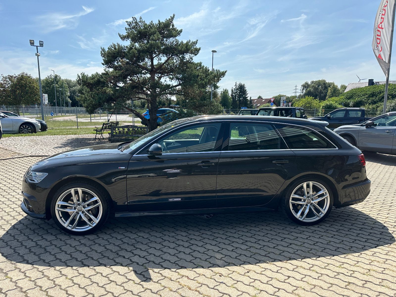 Fahrzeugabbildung Audi A6 Avant 3.0 V6 TDI Quattro S-Line SHZ+BOSE+PANO