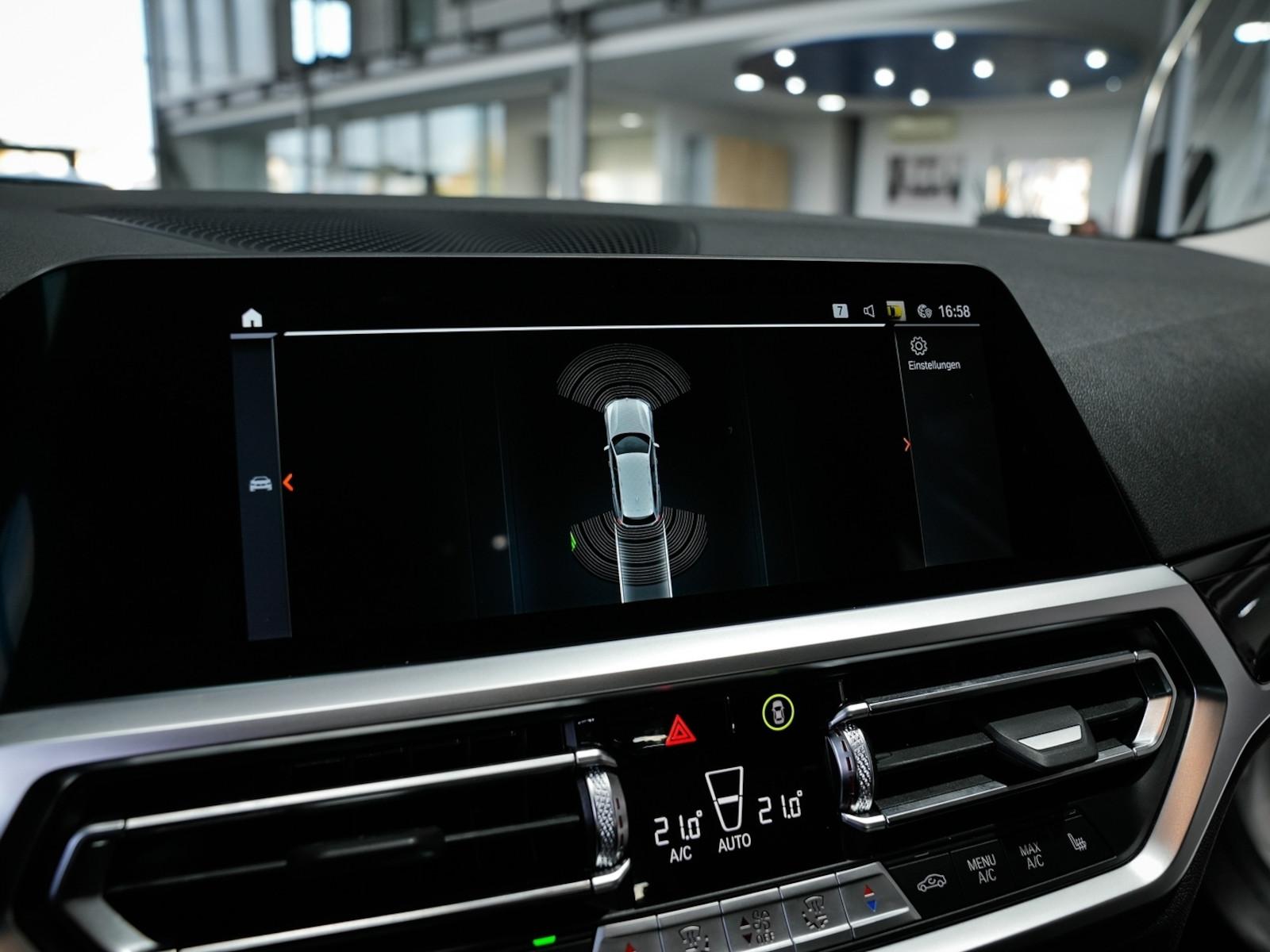 BMW 320d xDrive Touring Sport Line