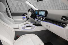 Mercedes-Benz GLS 600 MAYBACH 4M 2023 METALLIC RED/WHITE 23&quot;