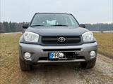 Toyota RAV 4 2.0-l-VVT-i 4x4  - Toyota RAV 4 von privat