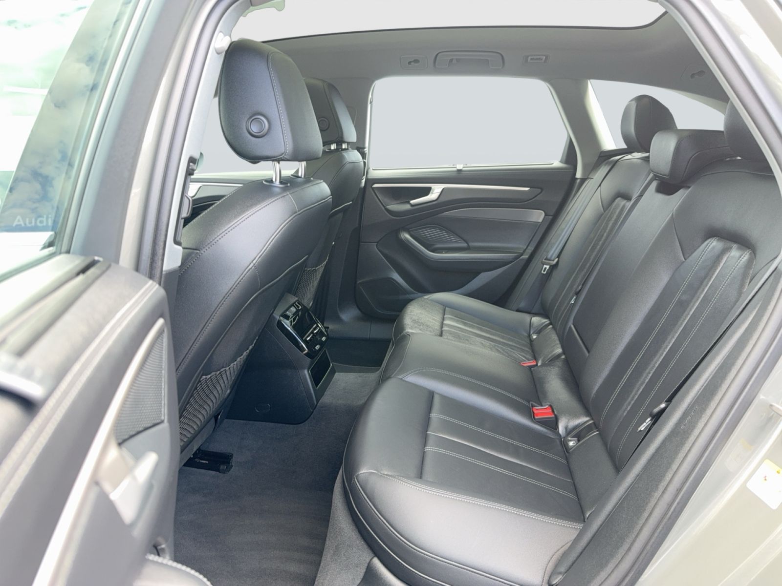 Audi A6 - Bild 13