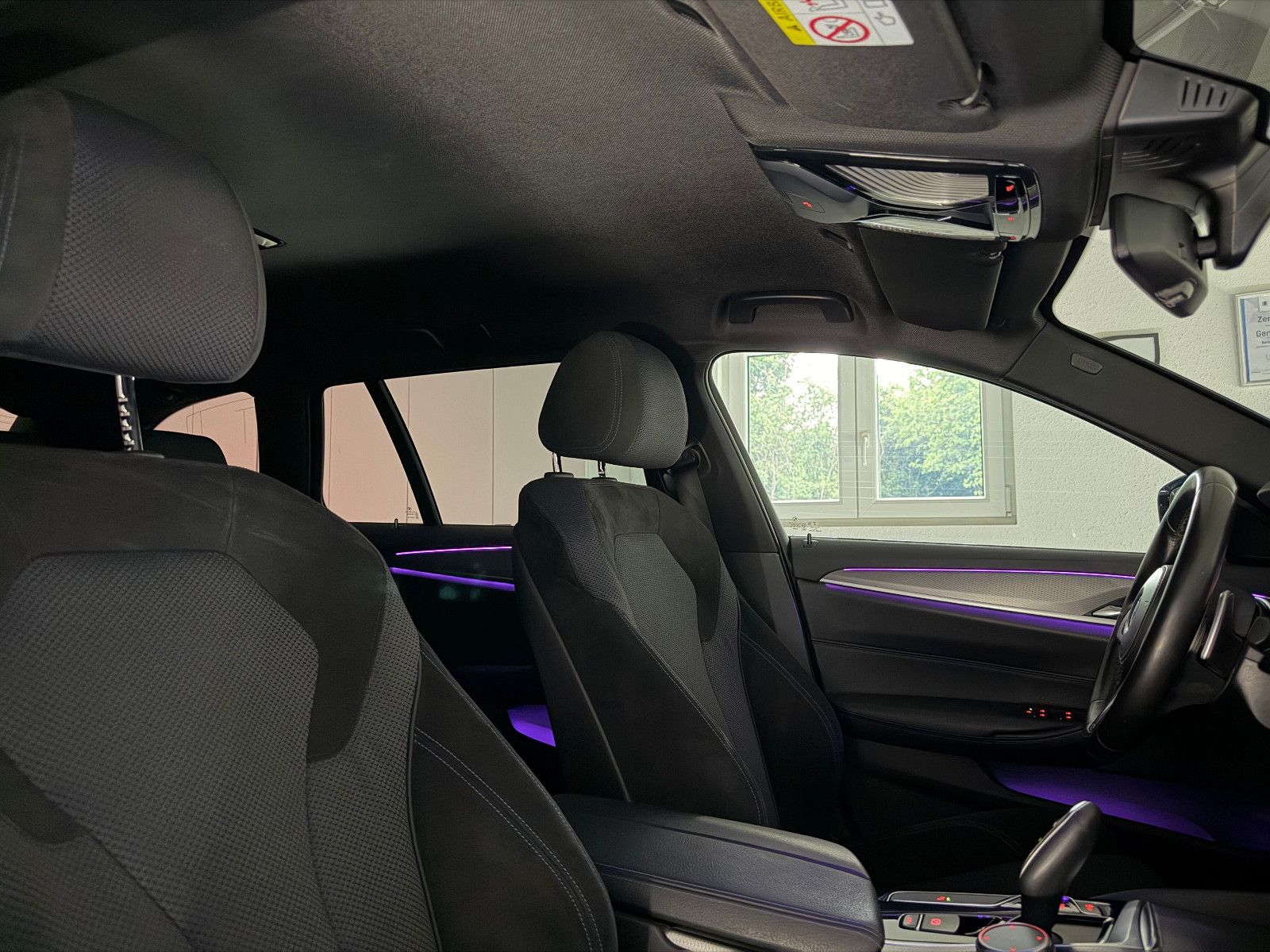 Fahrzeugabbildung BMW 530 d M SPORT/LED/NAVI PROF/STHZ/LIVE COCKPIT