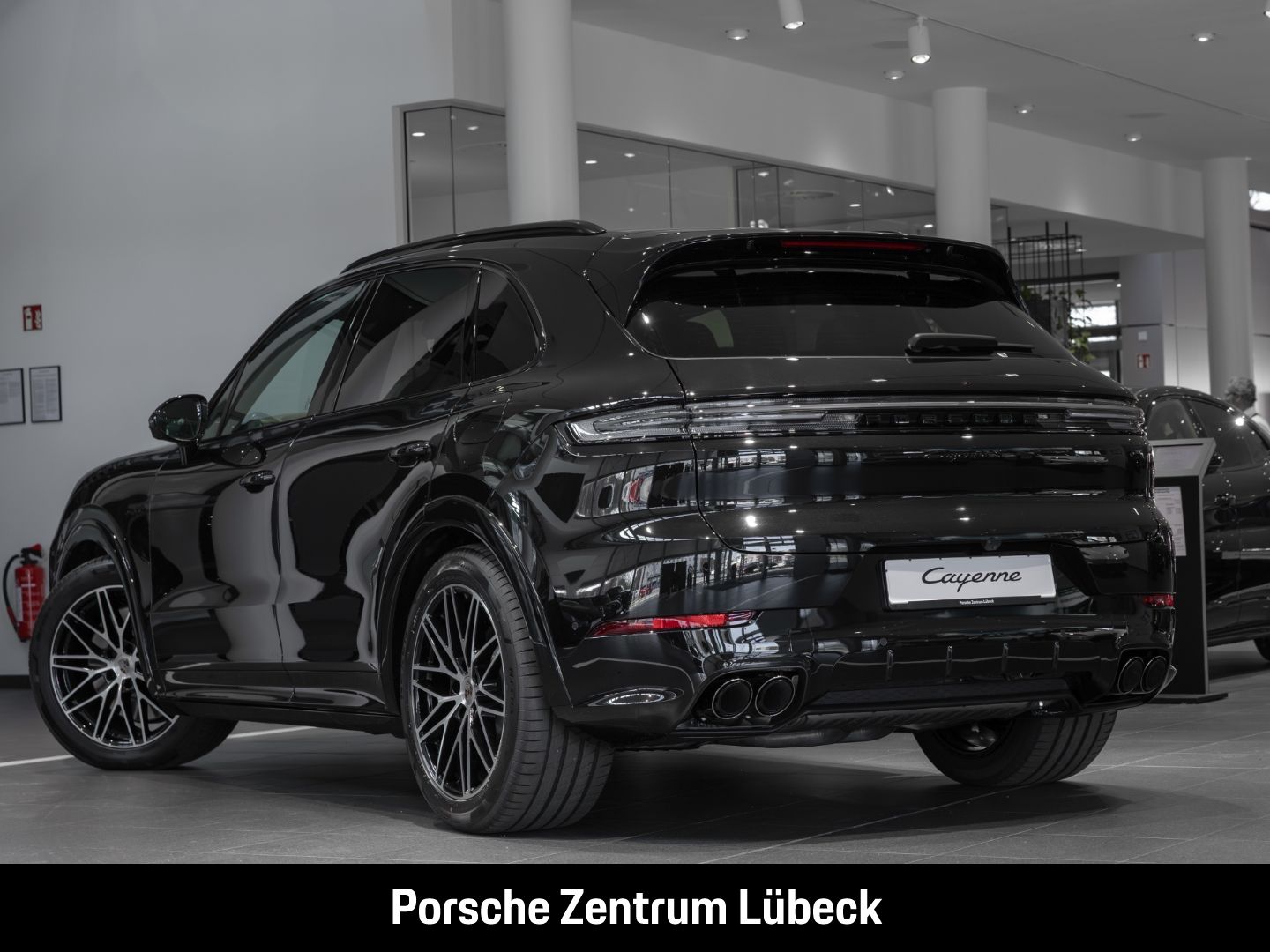 Porsche Cayenne S E-Hybrid Black Edition InnoDrive BOSE imagem 3