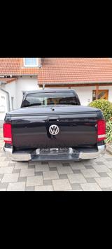 Volkswagen Amarok - Volkswagen Amarok: Schwarz