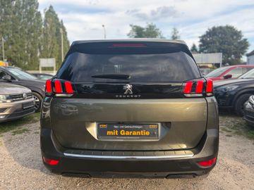 Peugeot 5008 - 5