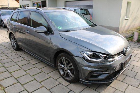 Volkswagen Golf Variant 1.5 TSI ACT Highline R-line Navigat