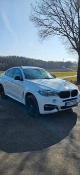 BMW X6 M50 M50d -  360° ACC HEADUP KEYLESS AMBIENTE - BMW X6 M50 aus 2015