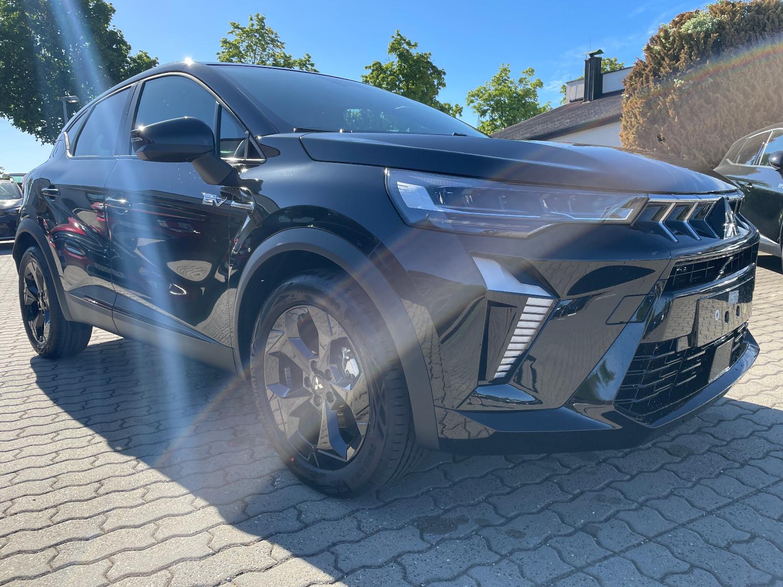 Mitsubishi 1.8Hybrid Black
