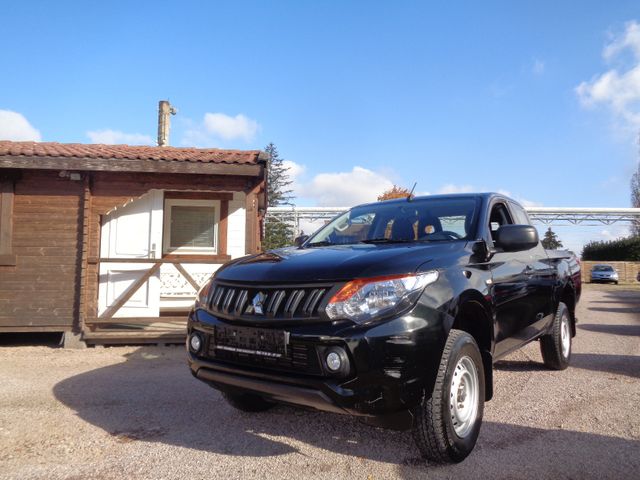 Mitsubishi L200 Basis Club Cab 4WD 1.Hand