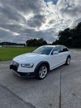 Audi A4 Allroad 2.0 TDI S tronic quattro - - Audi A4 Allroad von privat