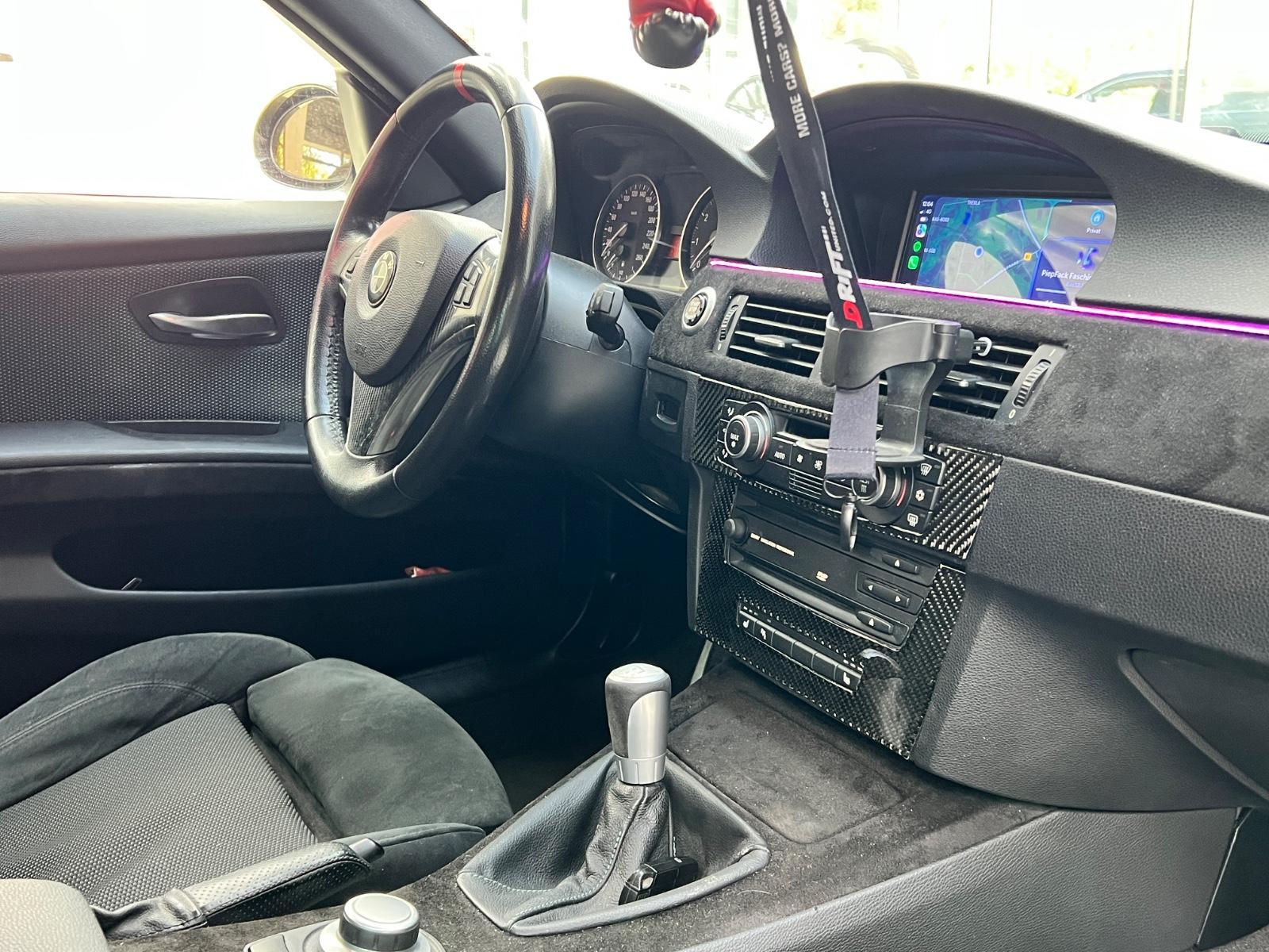 BMW 330i M-Paket | 272 ch | BVM | Alcantara | GPS Professional | Sièges chauffants | Xénon