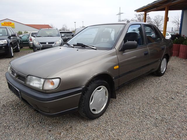 Nissan Sunny 1.6 SLX