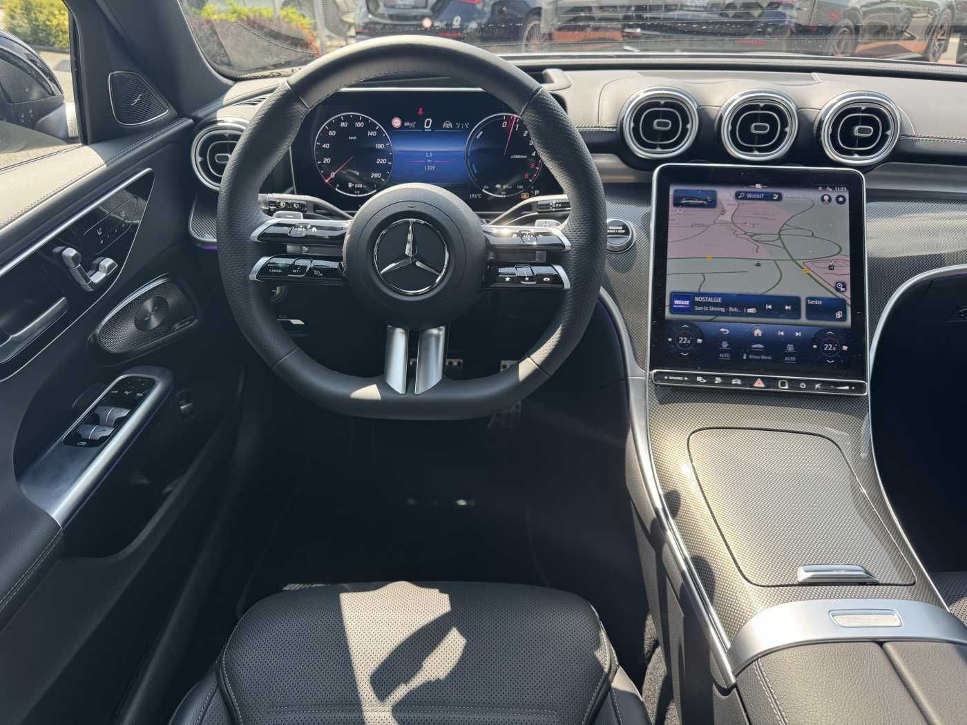 Fahrzeugabbildung Mercedes-Benz C 300de AMG+Pano+Burm+HUD+360+Digital+VOLL