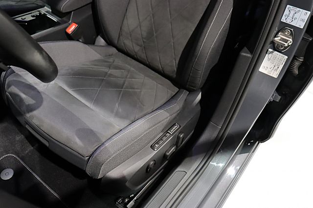 Golf VIII 2.0 TSI DSG Style LED Plus KAMERA NAVI