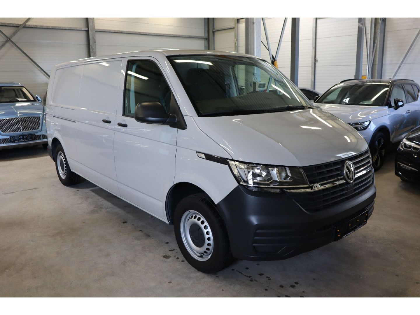 Fahrzeugabbildung Volkswagen VW T6.1 ABT e-Kasten LR DSG DAB Klima PDC 3-Sit