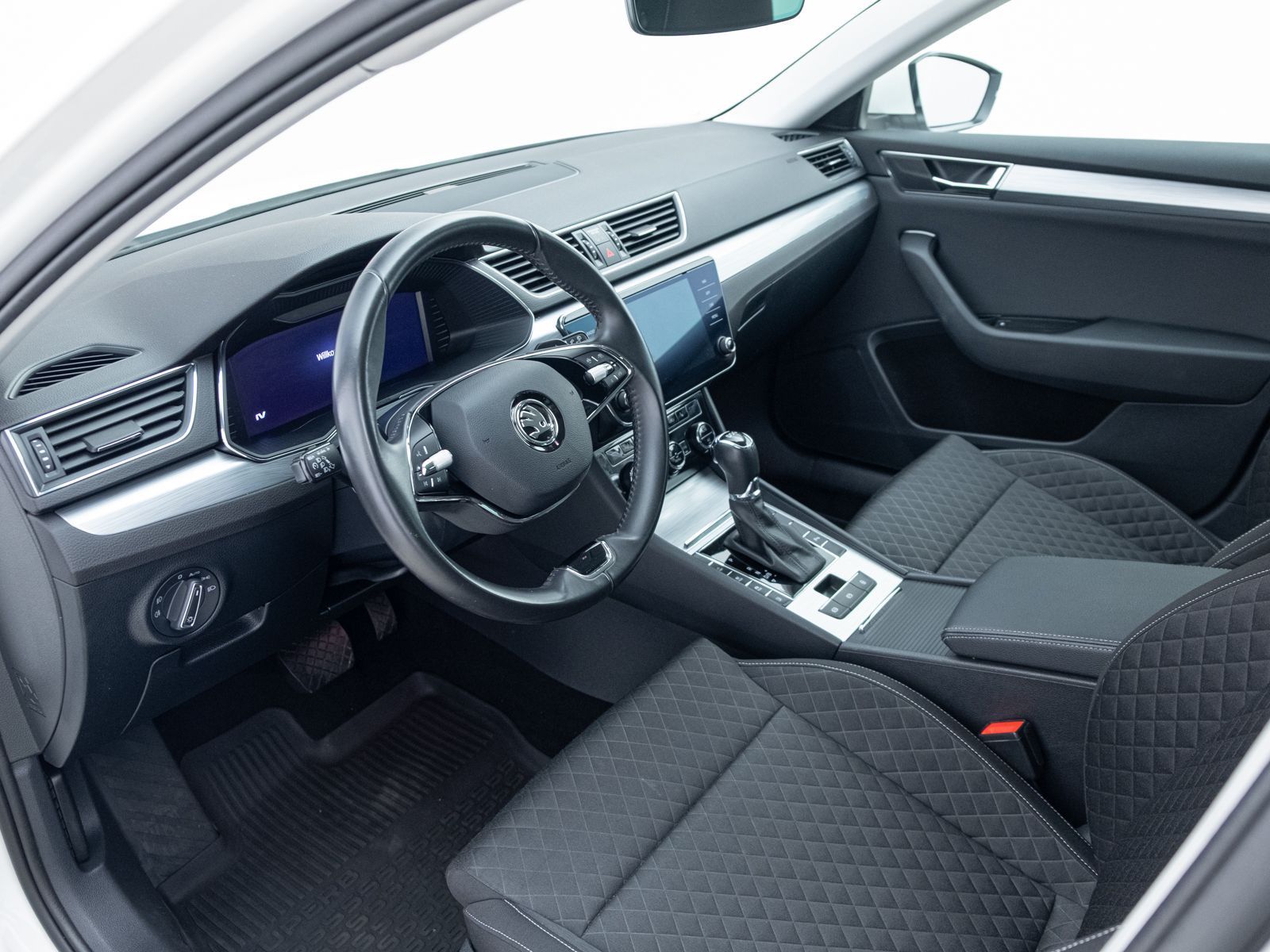 Skoda Superb - Bild 13