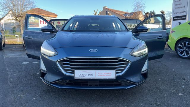 Ford Focus Turnier Titanium X / incl. Garantie /