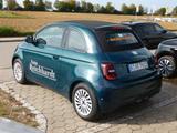 Fiat 500e Cabrio 42kWH  AKKU MY23 KOMFORTPAKET - Fiat Gebrauchtwagen München