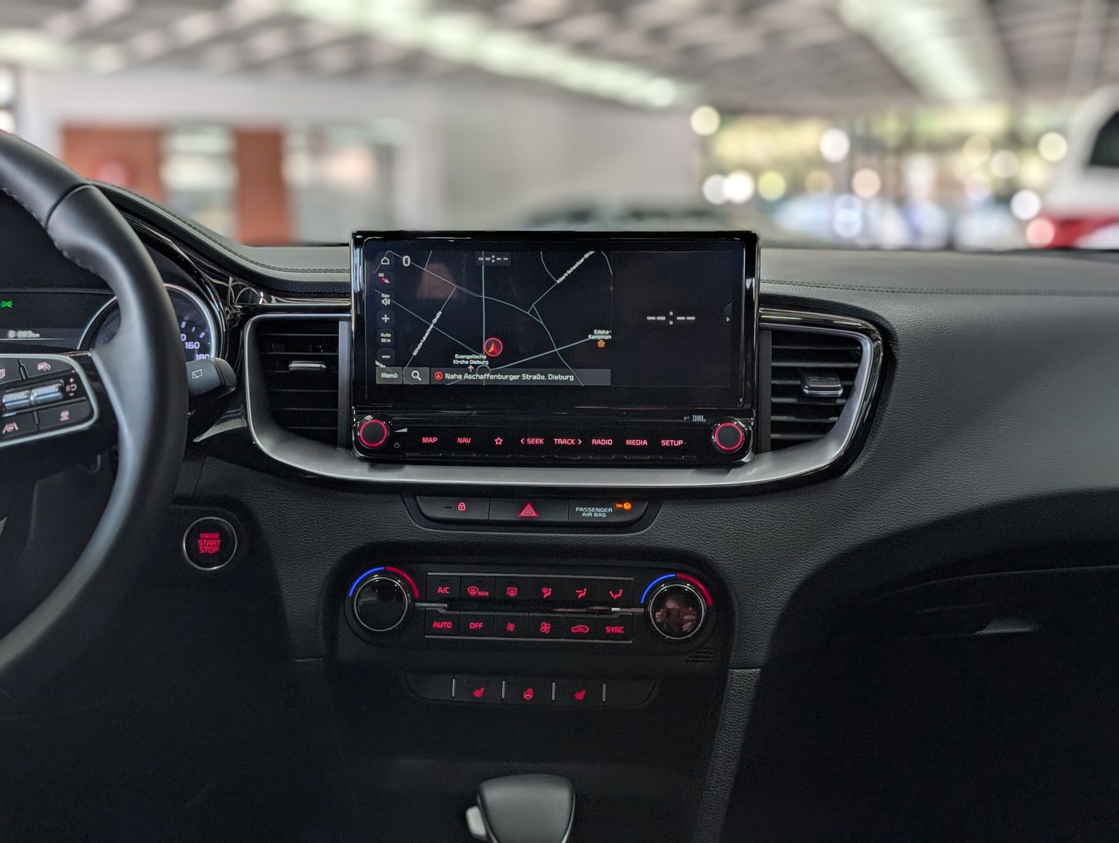 Fahrzeugabbildung Kia cee'd / Ceed 1.5 Ultimate Style-Pk SCC JBL 7J-G.
