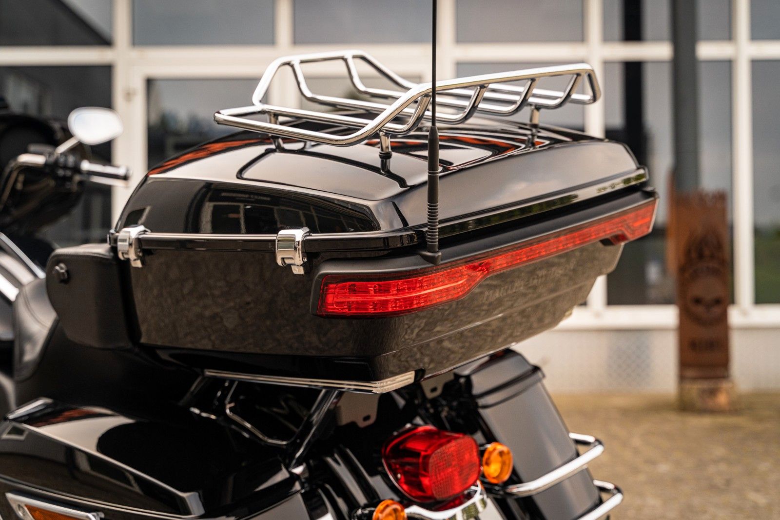 Fahrzeugabbildung Harley-Davidson FLHTK E-Glide Ultra Limited - Jekill -
