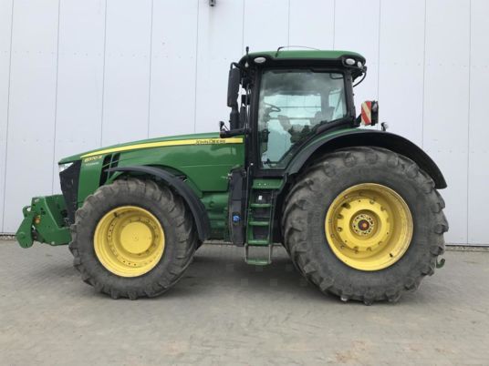 John Deere 8370R