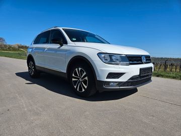 Volkswagen Tiguan - 3