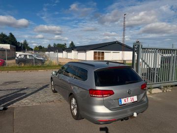 Volkswagen Passat Variant - 4