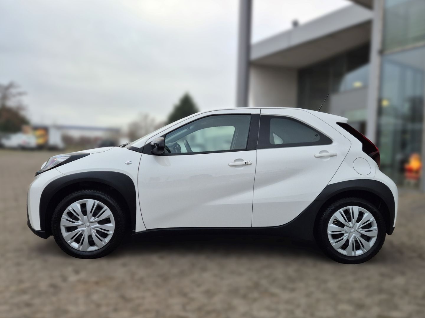 Fahrzeugabbildung Toyota Aygo X AYGO 1,0 Play Apple CarPlay Android Auto