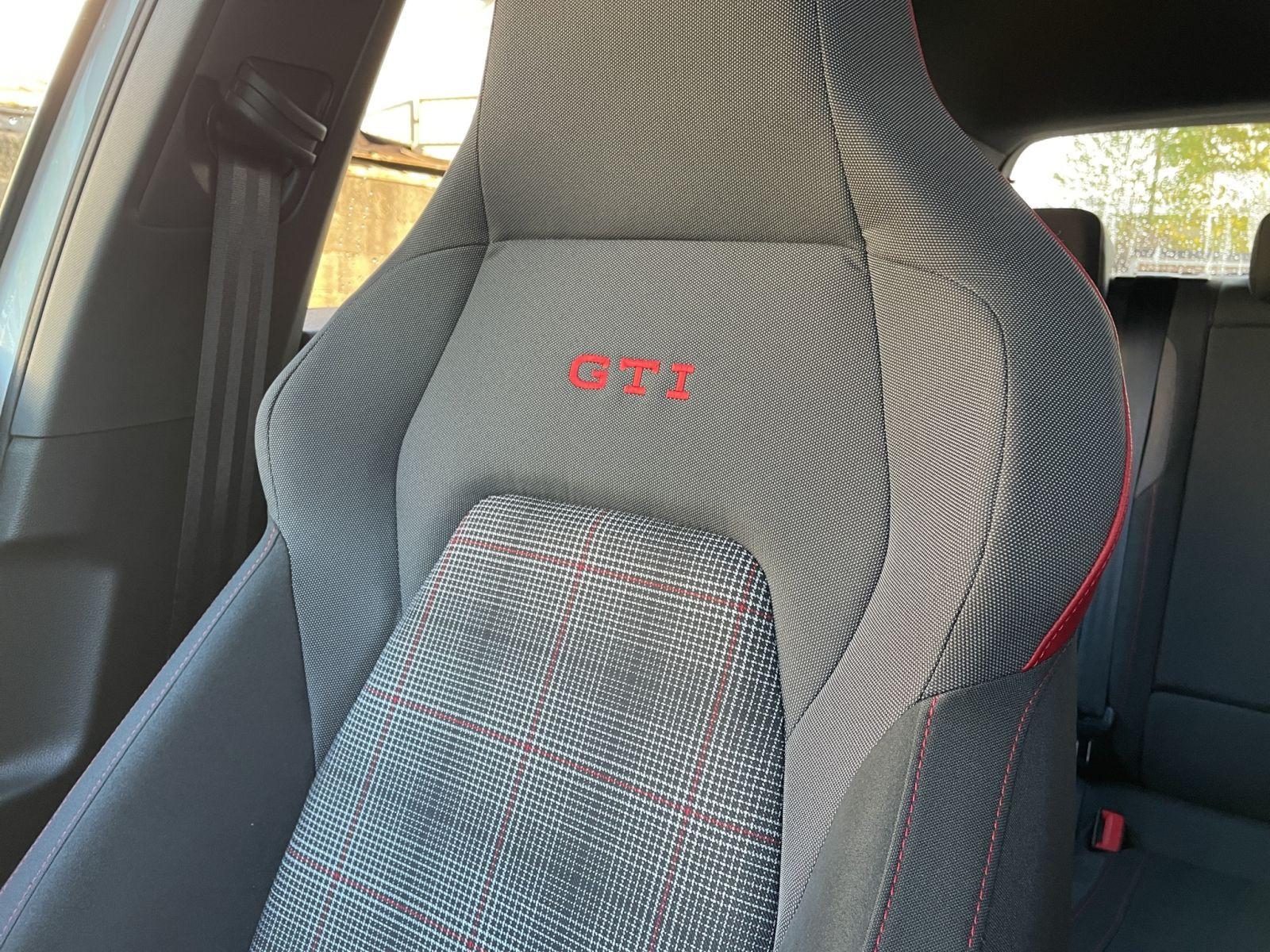 Volkswagen Golf VIII GTI 2.0 TSI 7-Gang DSG Panoramadach, миниатюра 14