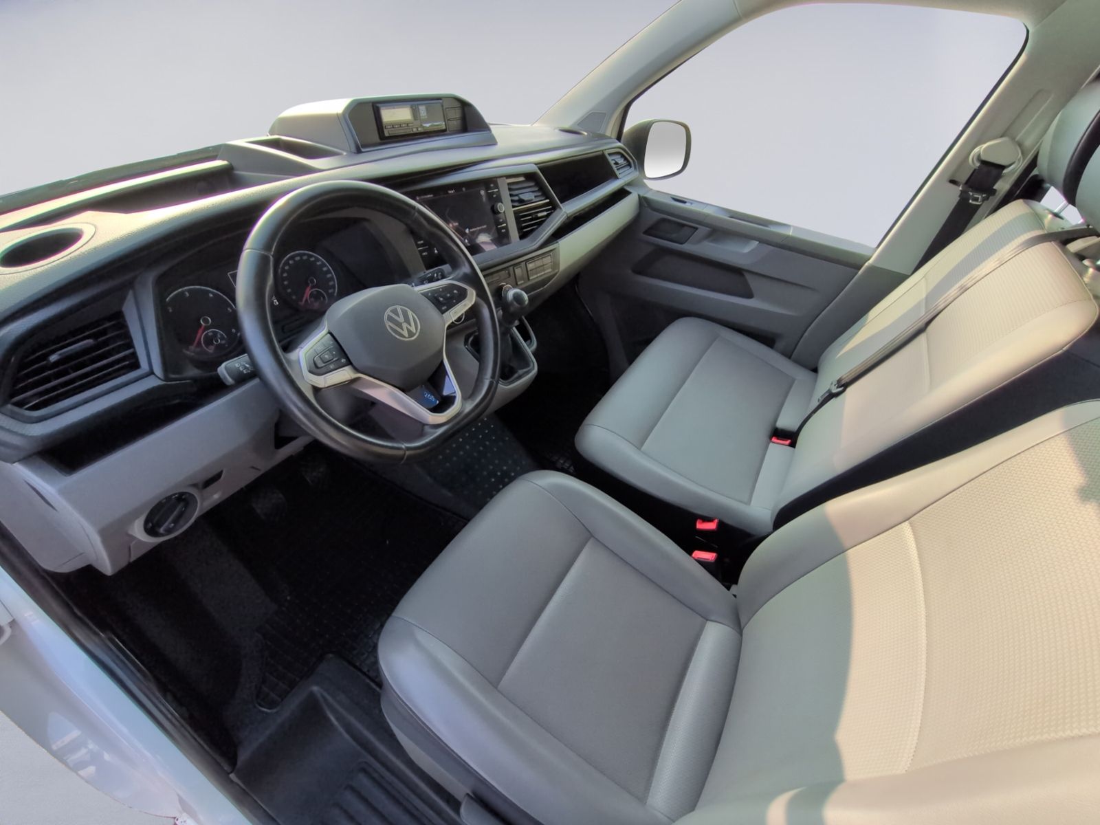 T6.1 Mixto 2.0 TDI LR LED NAVI