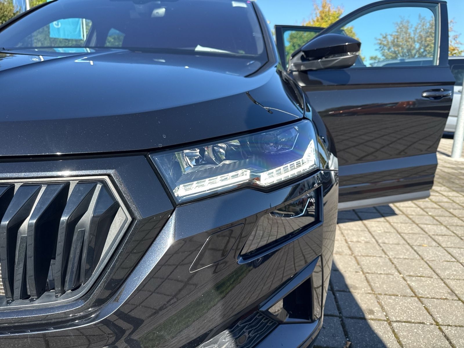 Karoq 1.5 TSI Sportline, AHK, Lane Assist, Amund