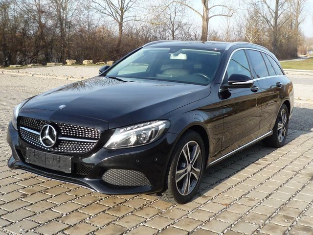 Mercedes-Benz C 180 T-Modell AVANTGARDE NAVI LED AHK PDC SHZ