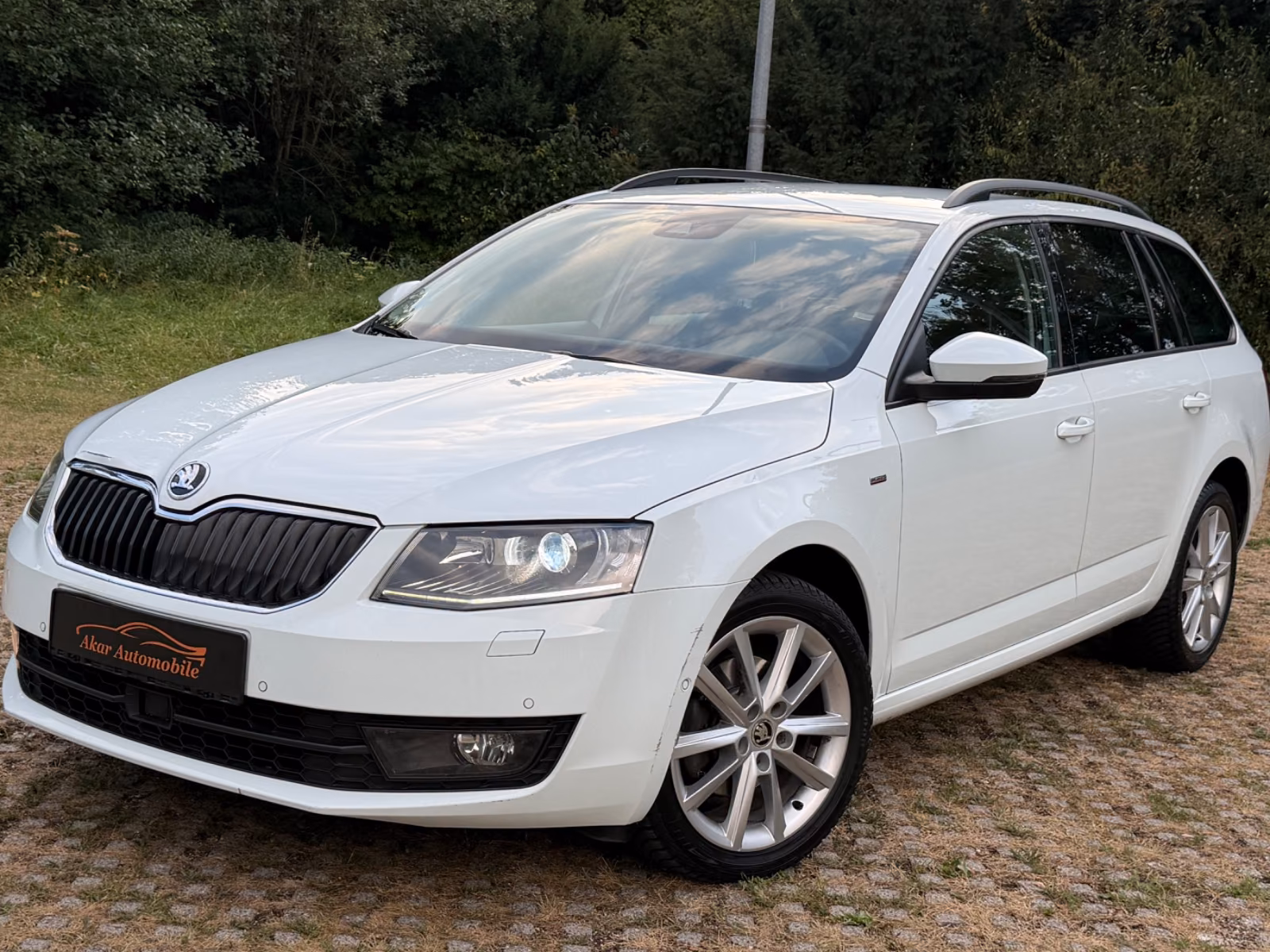 Skoda Octavia Combi Joy *Aut. *Keyless-Go *ACC *Navi *