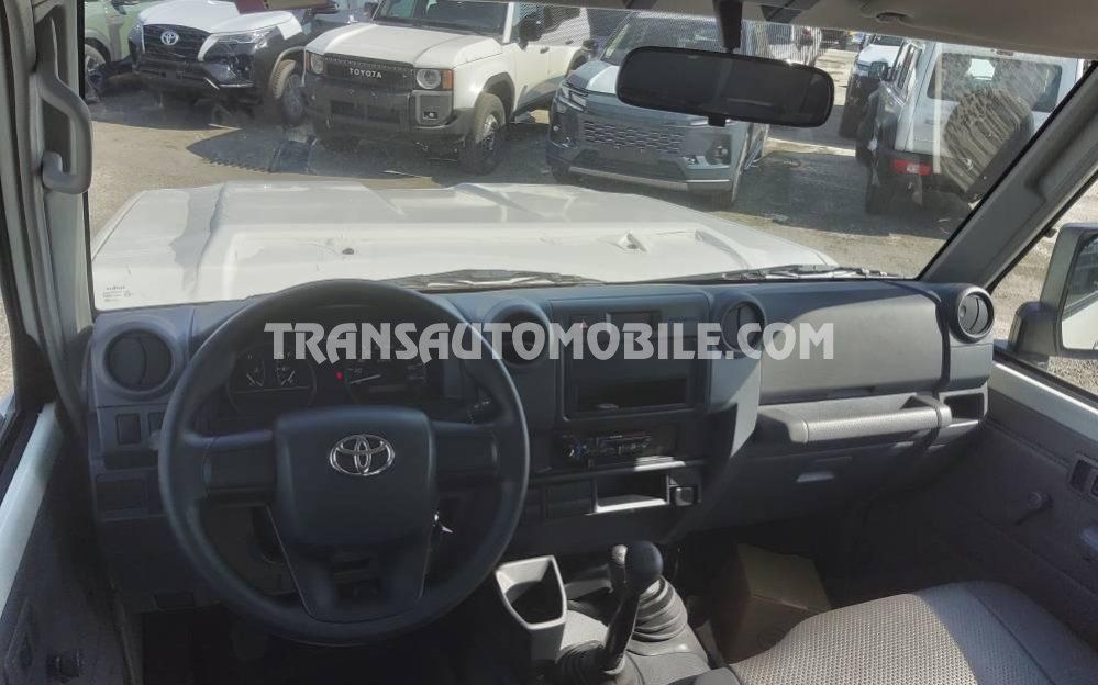 Toyota Land cruiser 79 HZJ 79 Double cabin imagem 2