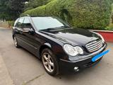 Mercedes-Benz 220