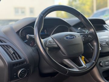 Ford Focus - 9