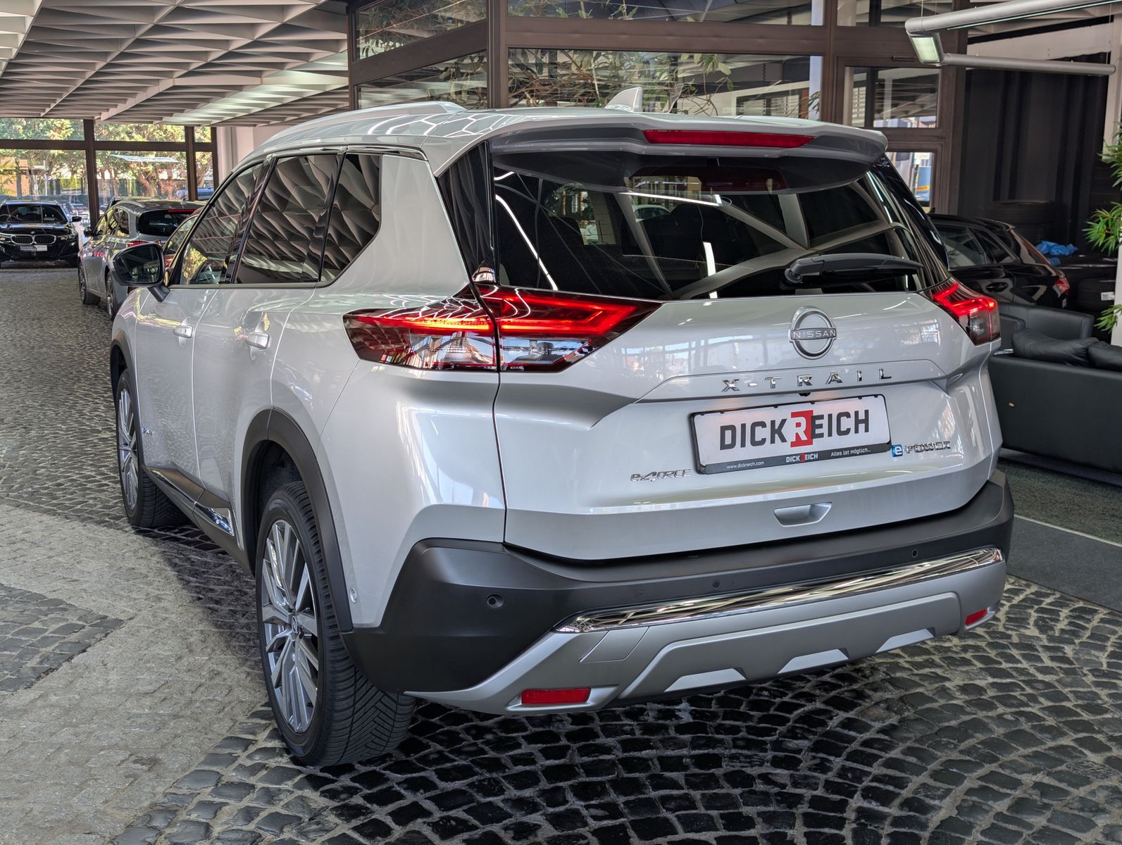 Fahrzeugabbildung Nissan X-Trail 1.5 e-Power e-4 Tekna Bose HUD LED+ 20"