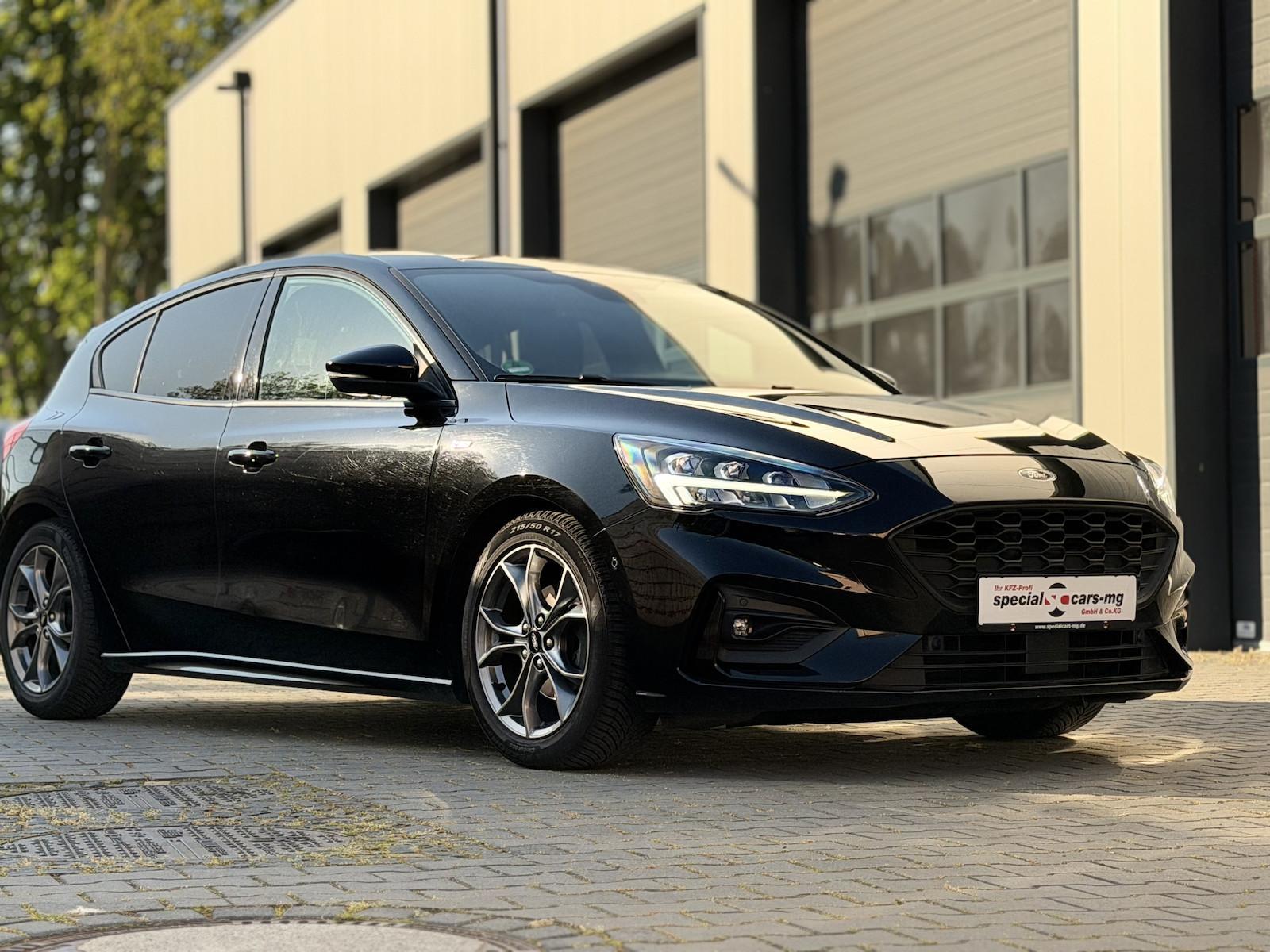 Ford Focus ST-Line / Keyless / Kamera / Carplay