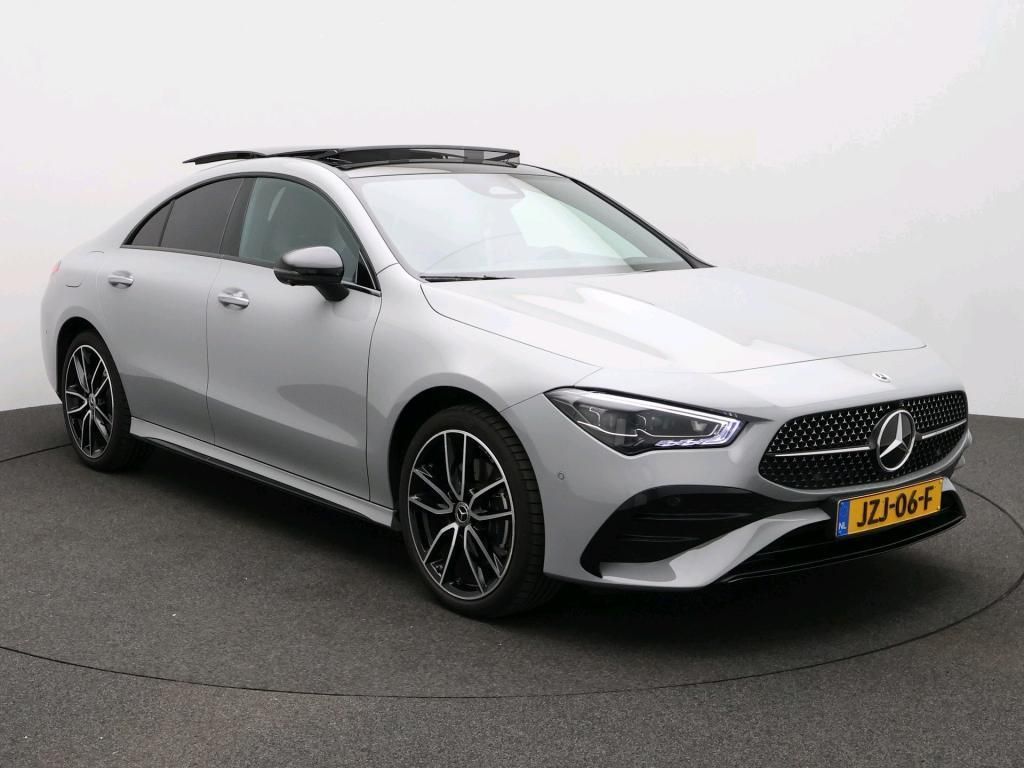 Mercedes-Benz CLA 250 e AMG Premium Plus | Panorama - Schiebed imagem 3