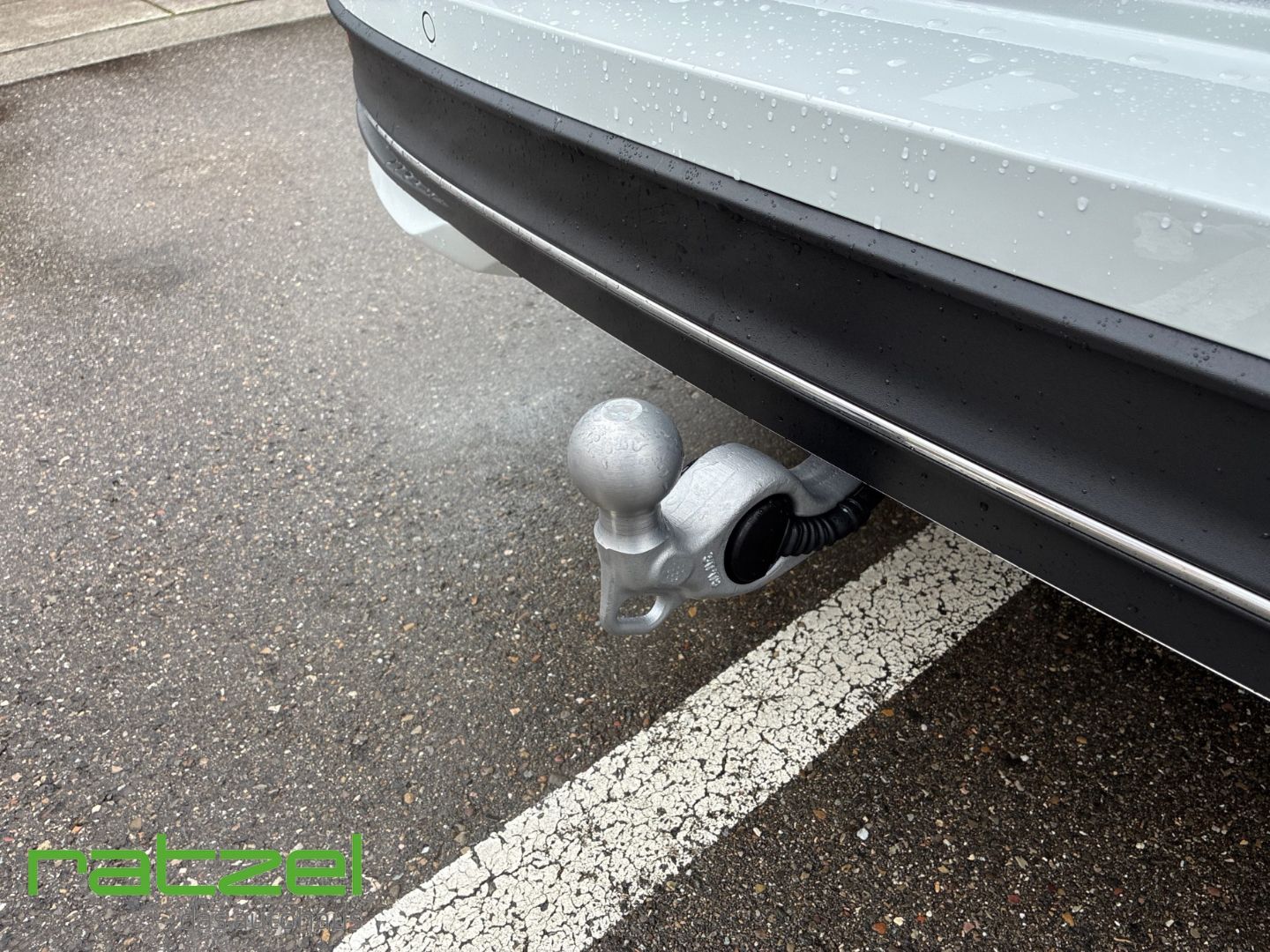 Fahrzeugabbildung Volkswagen Passat Variant Business eHybrid IQ.Drive+ACC+AHK